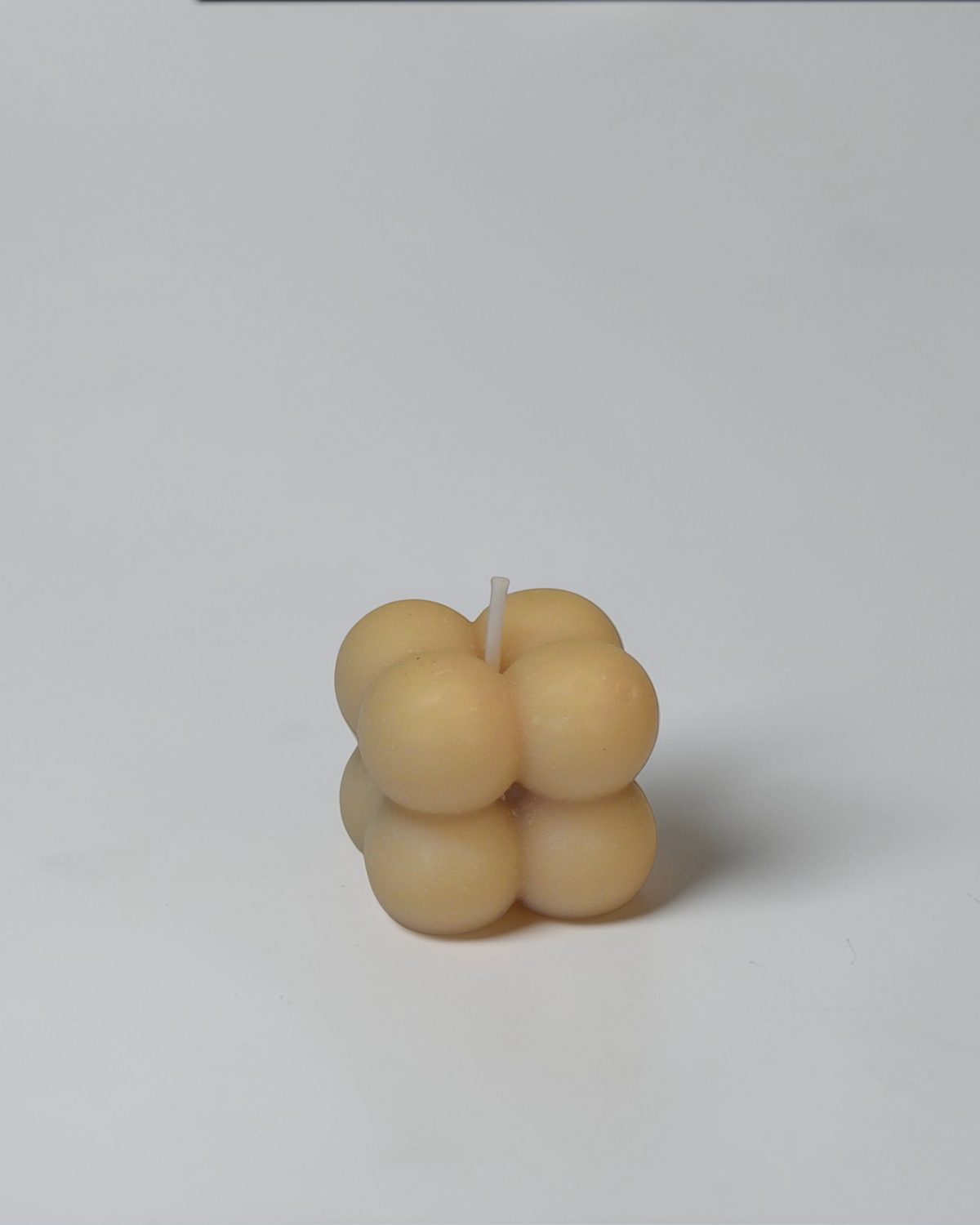 Lumânări decorative Bubble Cube Nova realizate manual din ceară de soia în două dimensiuni