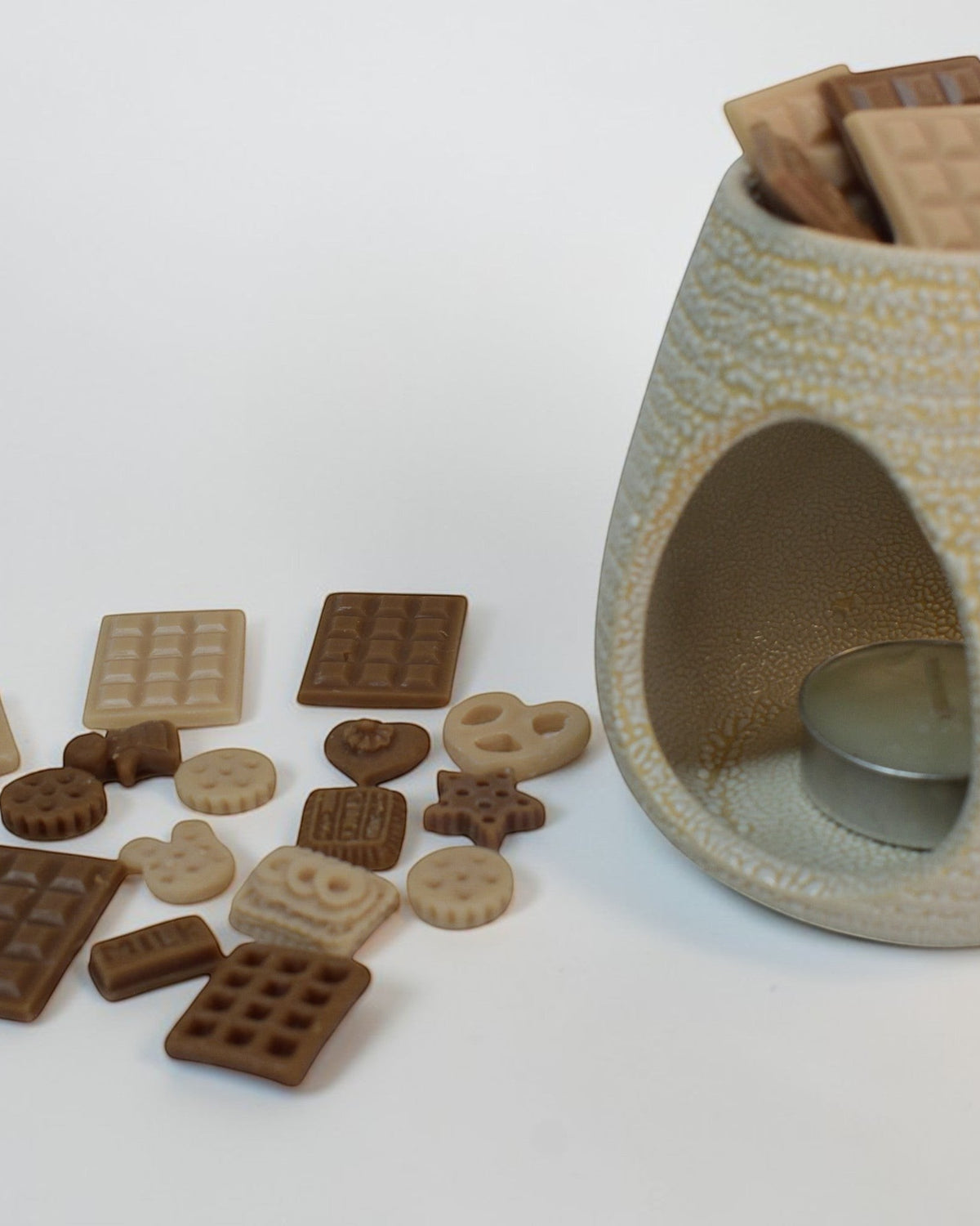 Wax melts Bloom colecția Crème, forme parfumate din ceară naturală de soia