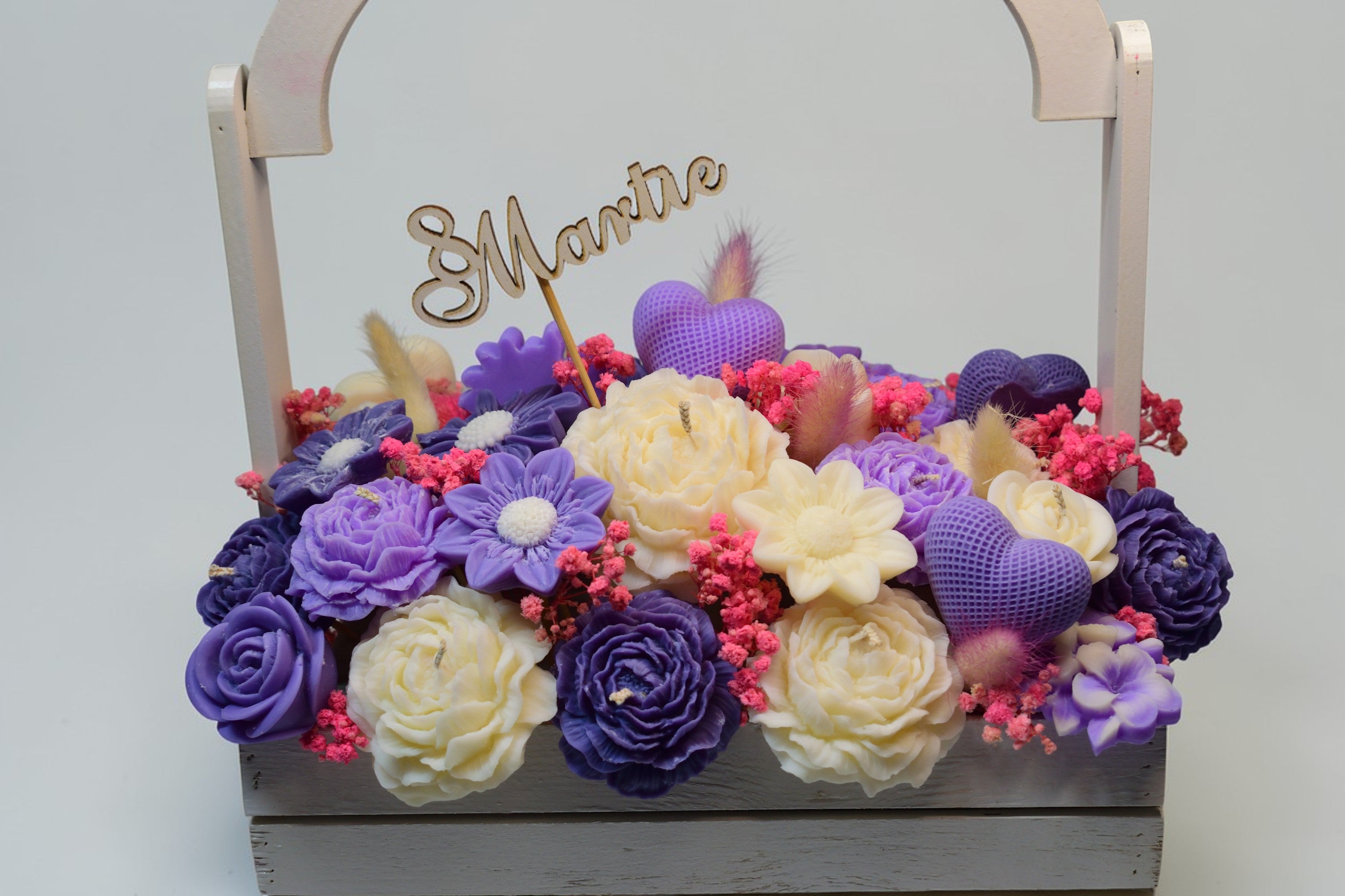 Set Cadou 8 Martie – coș cu flori - Luxora Candles