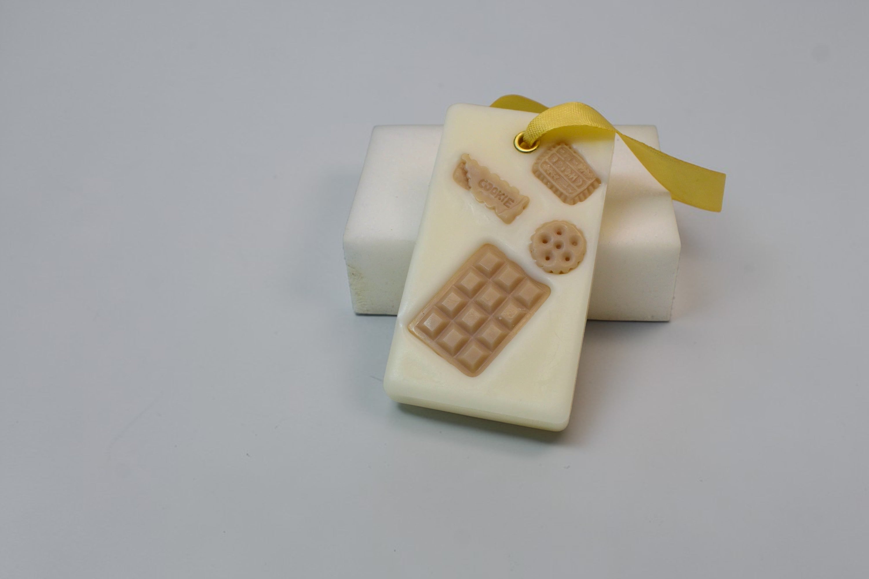 odorizante dulap din ceara parfumata colectia Delicii Luxora design decorativ elegant pentru dulapuri si sertare