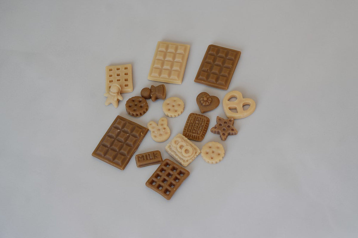 Wax melts Bloom colecția Crème, forme de ciocolată și biscuiți din ceară de soia